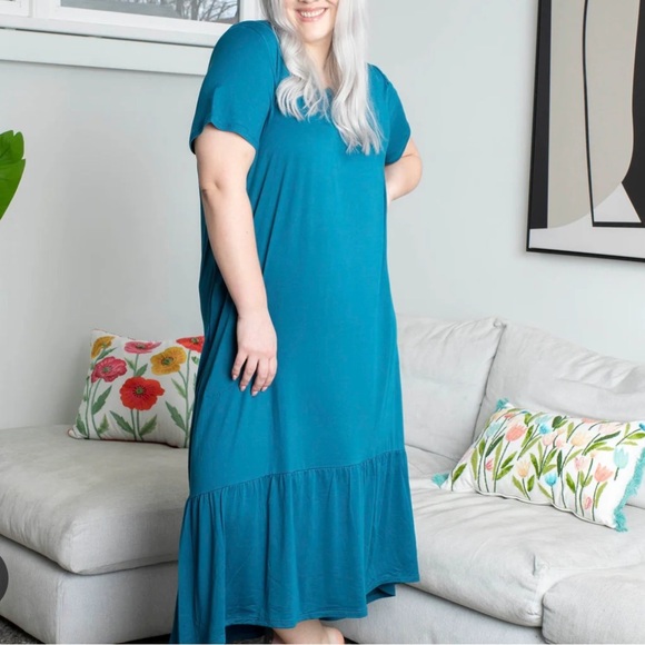 Lug Swing High Low Maxi Dress Ocean Blue XL NWT - Picture 1 of 11
